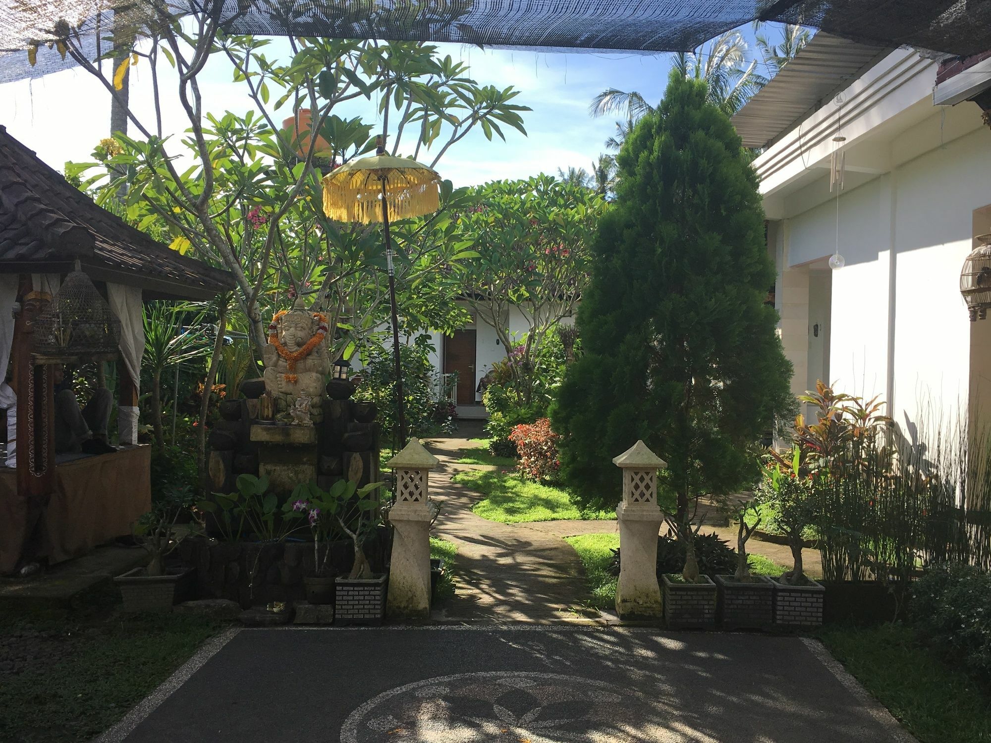 The Semeton Apartment Mangsit Exterior photo